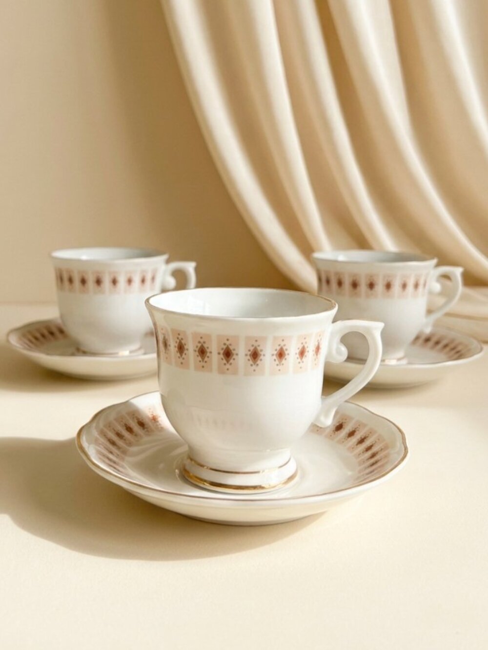Vintage Ceramic China Liling Demitasse Tea Cup & Saucer Brown/Pink/Gold Trim x 6